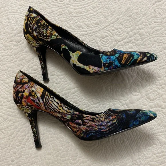 Nine West Flax Heels - Picture 15 of 16